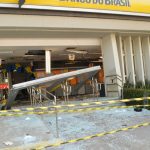 Scène de police à Araçatuba après un braquage de type novo cangaço