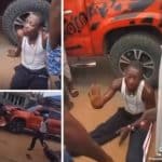 Le tiktokeur nigérian DJ Chicken le visage tuméfié après avoir été battu par une foule à Sagamu à la suite d’un accident de la route