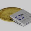 Prototype de batterie nucléaire miniature Betavolt présenté comme capable de fournir une énergie continue pendant plusieurs décennies.