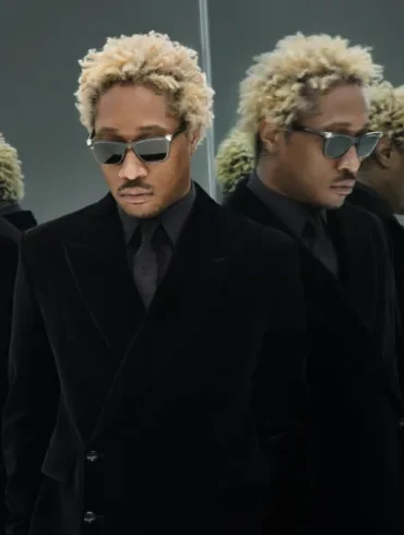 Future pose pour une campagne Louis Vuitton après sa nomination comme nouvel ambassadeur de la marque.