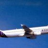 Un Airbus A320 au décollage, l’un des milliers d’appareils rappelés pour un changement urgent de logiciel de commandes de vol.