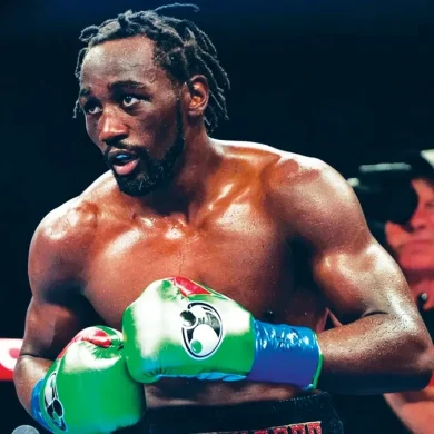 Terence Crawford célèbre une carrière invaincue avant d’annoncer sa retraite.