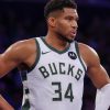 Giannis Antetokounmpo en plein match avec Milwaukee, au cœur d’un possible scénario de départ.