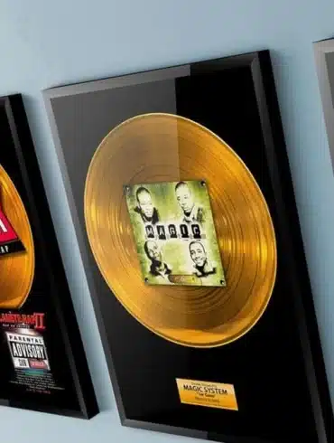 Le SNEP serait sur le point de durcir ses règles de comptabilisation des ventes d’albums à partir de 2026.