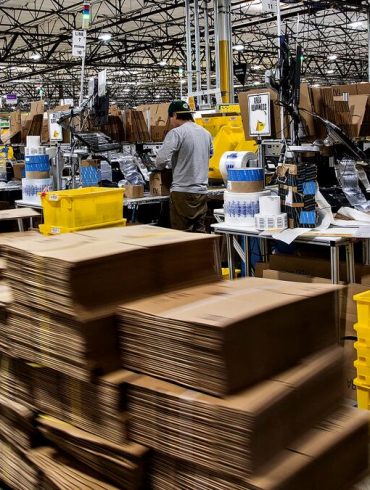 Amazon annonce une nouvelle vague de suppressions de postes dans ses fonctions corporate.