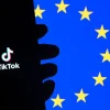L’Union européenne veut que TikTok change une interface jugée trop addictive.