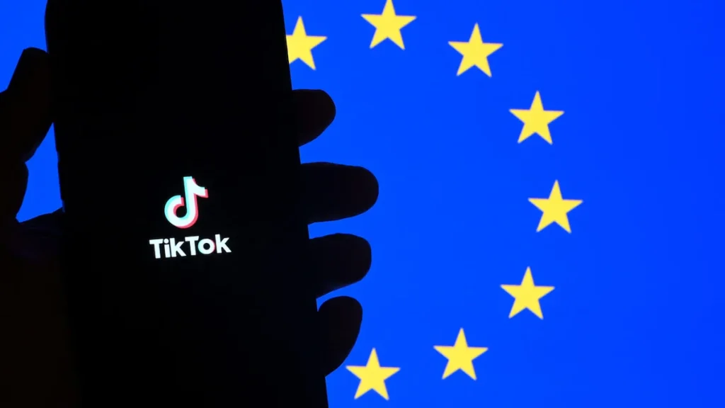 L’Union européenne veut que TikTok change une interface jugée trop addictive.