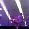 Charli xcx a rejoint Julian Casablancas et The Strokes sur la scène du festival Outside Lands.