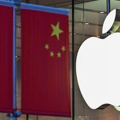 Apple permet désormais aux utilisateurs de Mac en Chine de connecter Siri et les outils d’écriture à l’IA Qwen d’Alibaba.