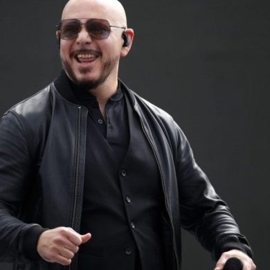 Pitbull annonce « Pitcoin », son quatorzième album studio attendu en octobre 2026.