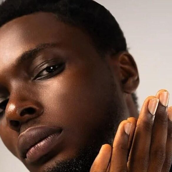 Asiama poursuit son ascension après son prix de meilleure performance vocale masculine aux TGMA 2026.