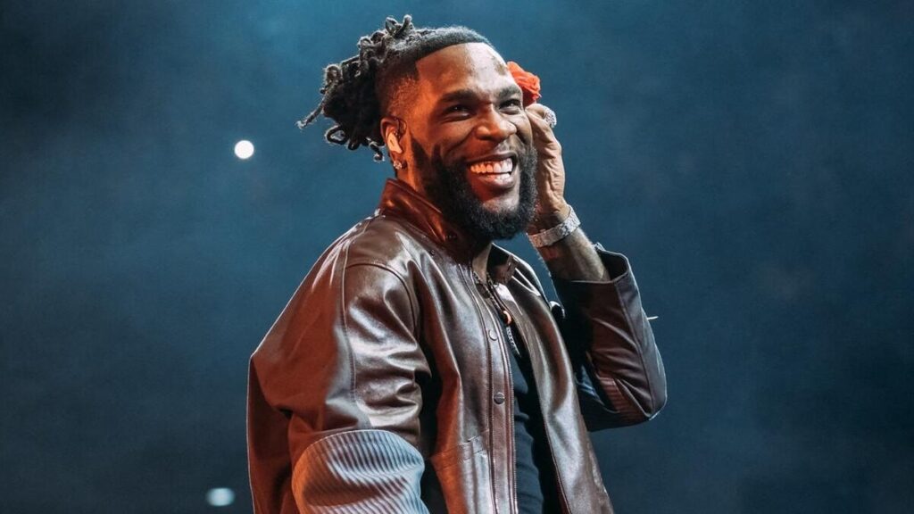Burna Boy revient au Stade de France : la NFL lui confie son premier show parisien