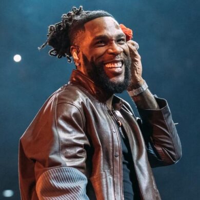 Burna Boy revient au Stade de France : la NFL lui confie son premier show parisien