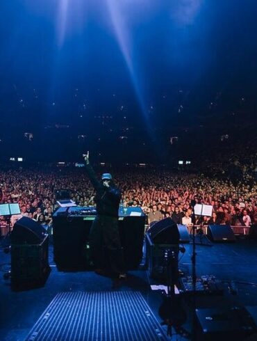 Comment choisit-on l’artiste qui assure la première partie d’un concert ?
