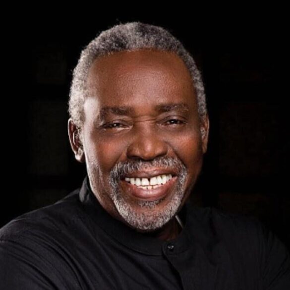 Olu Jacobs, disparu à 84 ans, laisse plus de cinq décennies de carrière entre théâtre, télévision et cinéma.