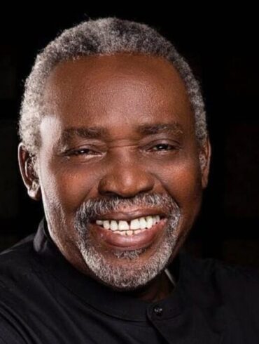 Portrait de l’acteur nigérian Olu Jacobs