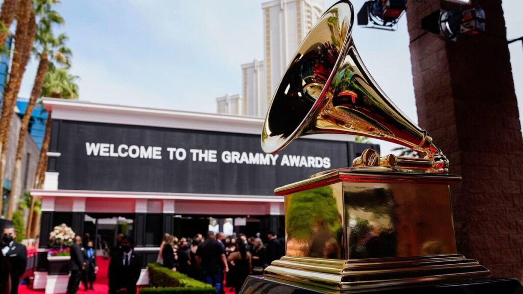 Qui choisit les gagnants des Grammy Awards ?