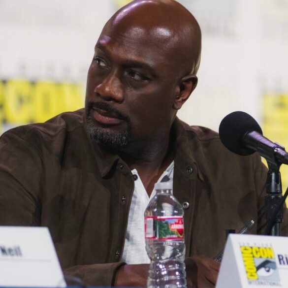 Richard T. Jones lors d’une convention pop culture