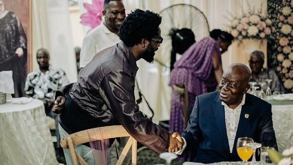 Bisa Kdei lors d’une apparition publique en 2026