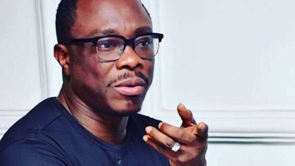 Le comédien nigérian Julius Agwu