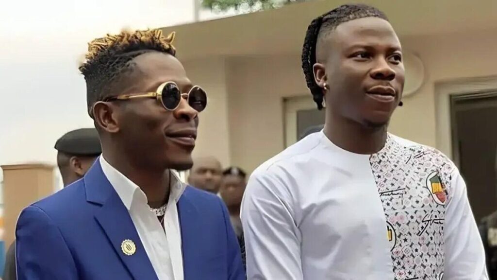 Shatta Wale et Stonebwoy photographiés ensemble lors d’un moment public